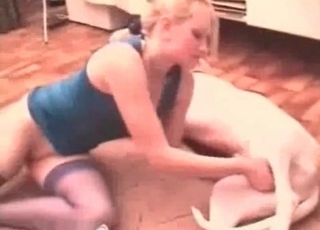 Stunning blonde is trying nasty bestiality XXX